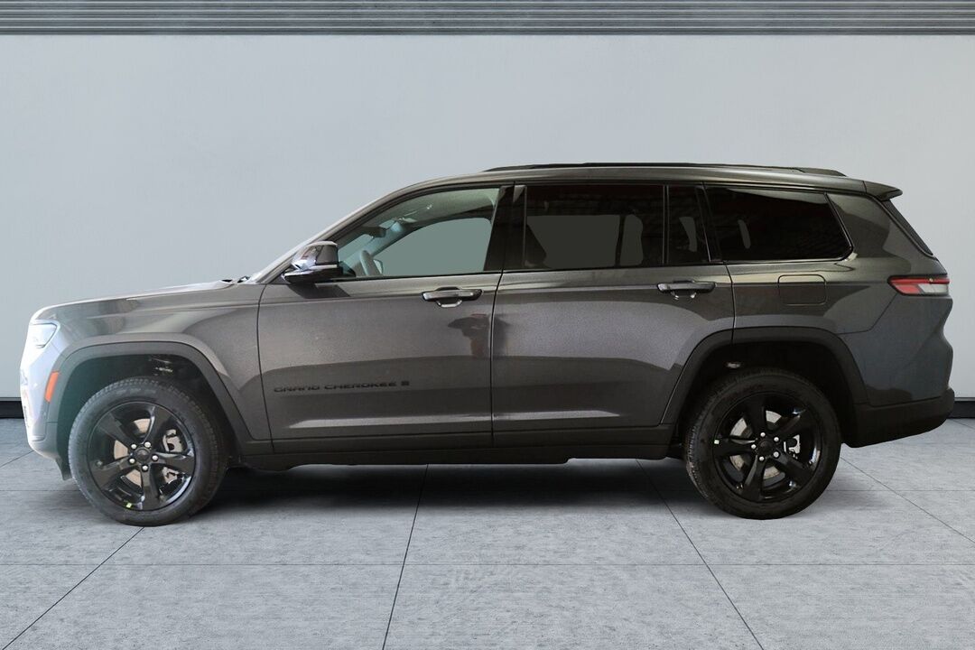 2025 Jeep Grand Cherokee L  - Blainville Chrysler