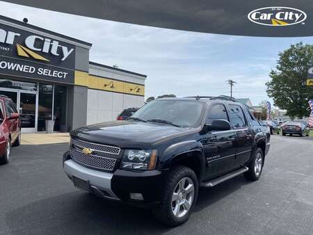 2013 Chevrolet AVALANCHE LT 4WD Crew Cab for Sale  - DG290605  - Car City Autos