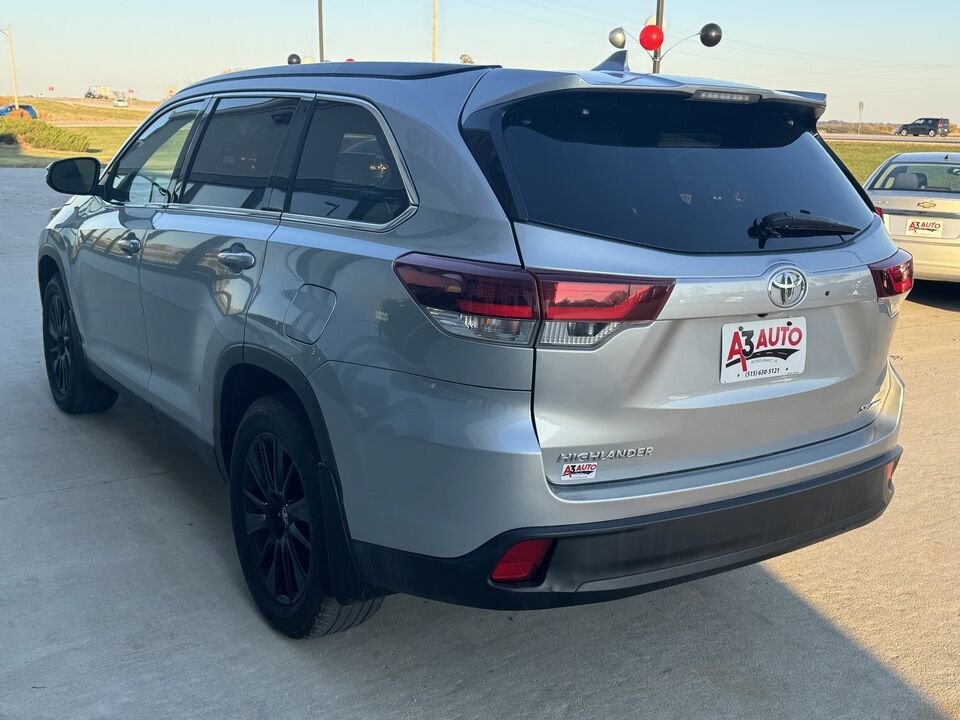 2019 Toyota Highlander  - A3 Auto