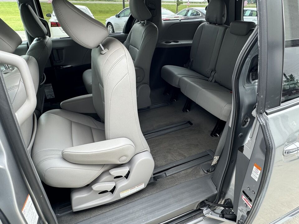 2018 Toyota Sienna  - A3 Auto