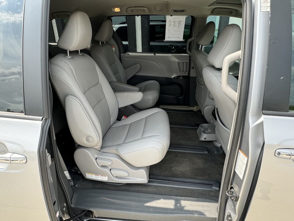 2018 Toyota Sienna  - A3 Auto