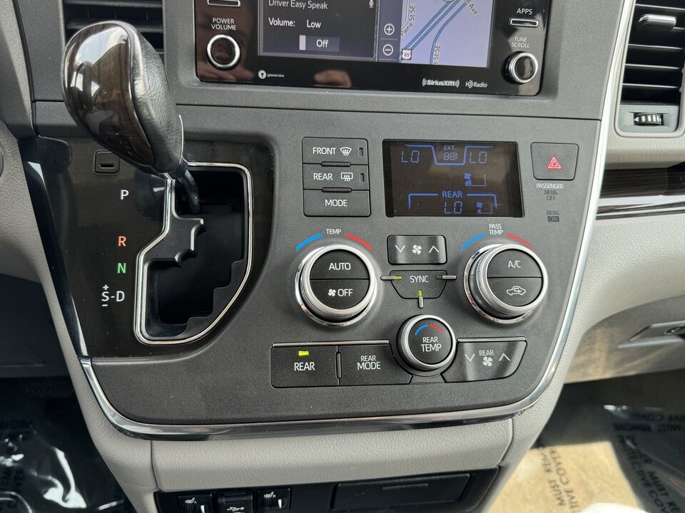 2018 Toyota Sienna  - A3 Auto