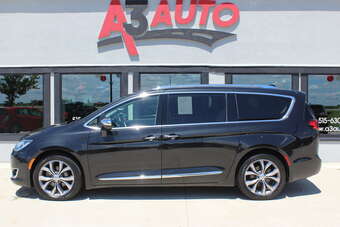 2018 Chrysler Pacifica Limi