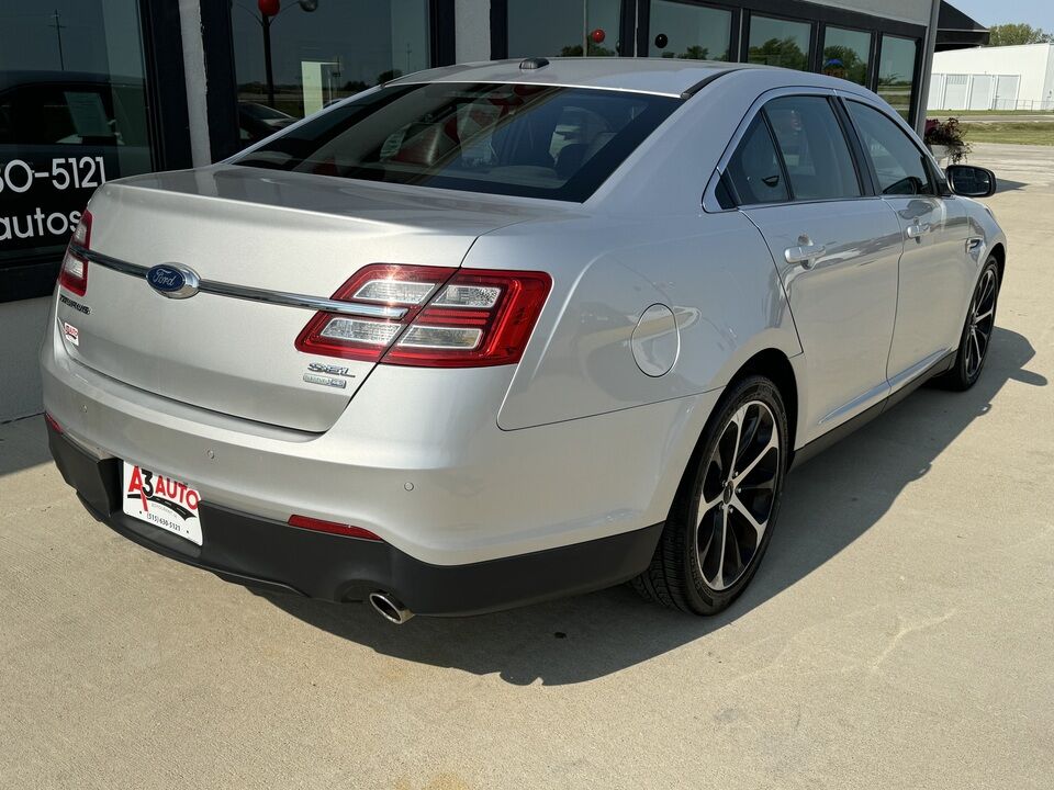 2015 Ford Taurus  - A3 Auto