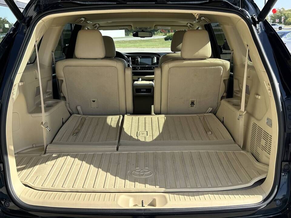 2015 Toyota Highlander  - A3 Auto