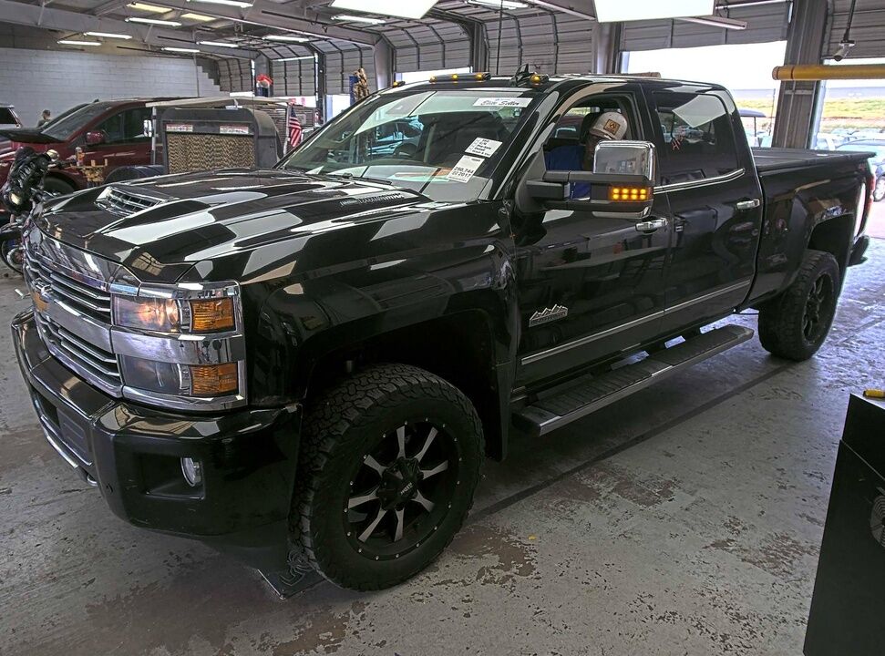 2017 Chevrolet Silverado 2500HD  - Exira Auto Sales