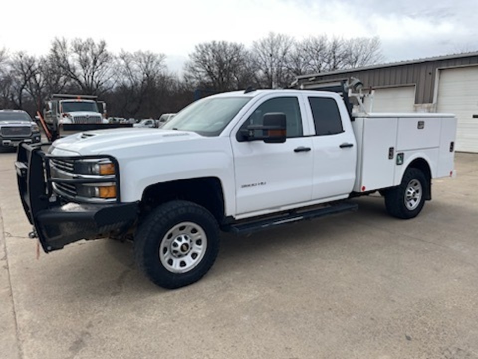 2018 Chevrolet Silverado 3500HD Work Truck  - 3660  - Exira Auto Sales