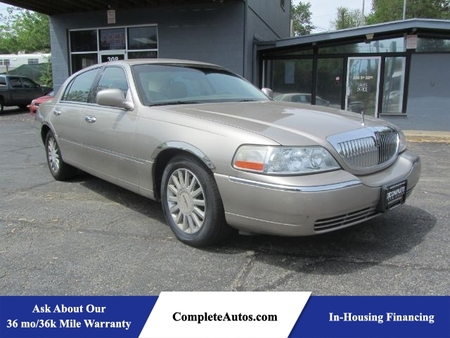 2003 Lincoln Town Car  - Complete Autos