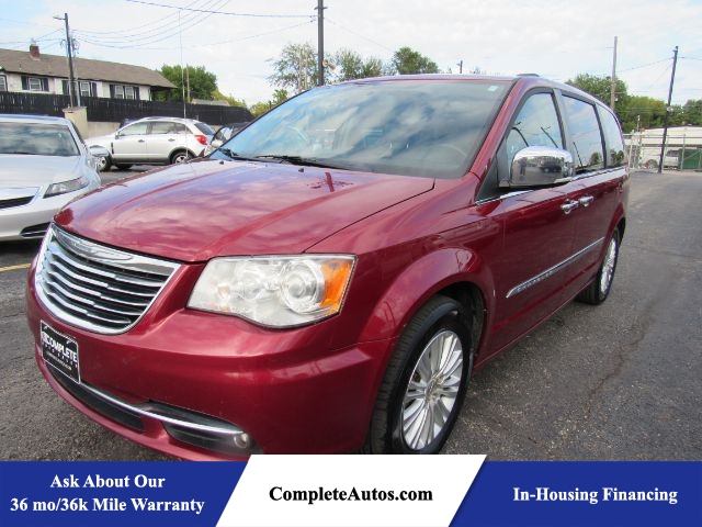 2014 Chrysler Town & Country Limited  - P17572  - Complete Autos