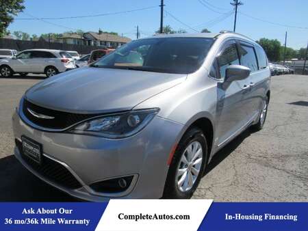 2017 Chrysler Pacifica Touring-L for Sale  - P18695  - Complete Autos
