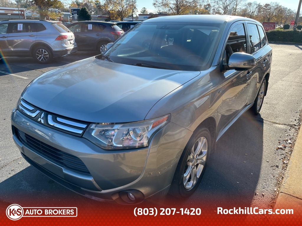 2014 Mitsubishi Outlander GT 4WD  - 4453  - K & S Auto Brokers