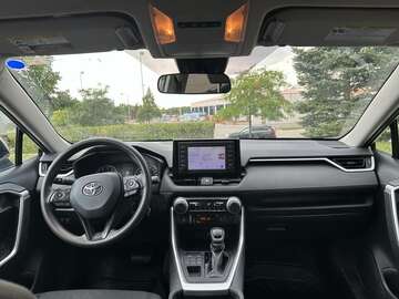 2019 Toyota RAV-4 LE