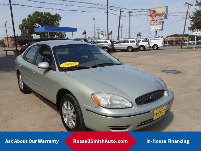 2007 Ford Taurus SEL  - FO07R675  - Russell Smith Auto