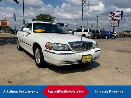 2010 Lincoln Town Car  - Russell Smith Auto