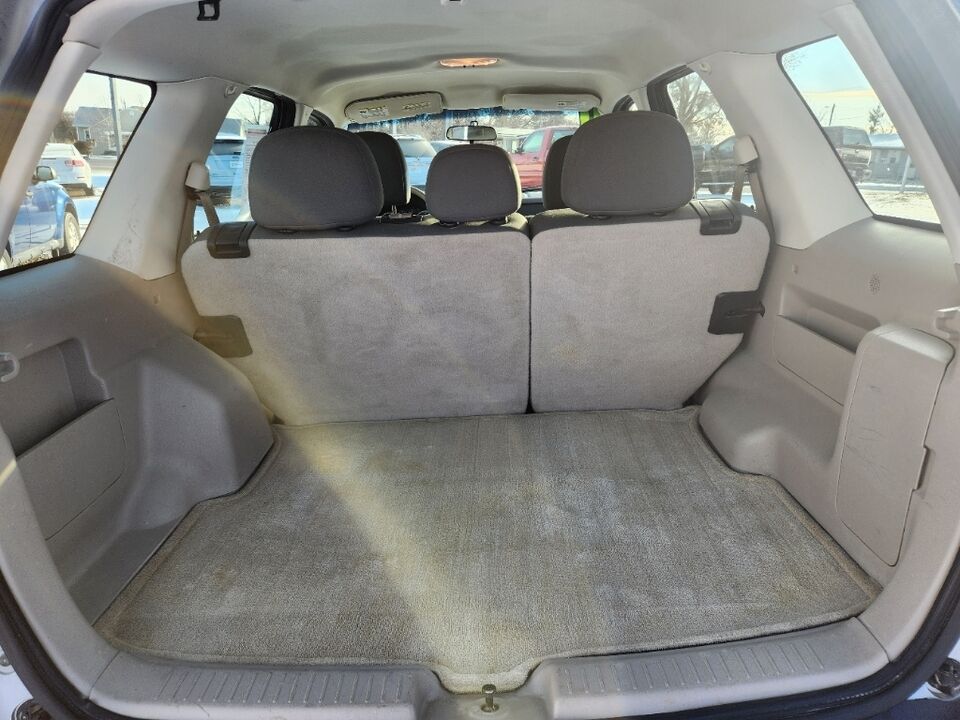 2011 Ford Escape  - 2T Motors