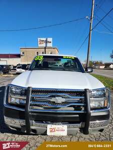 2003 Chevrolet Silverado 2500HD 2DR