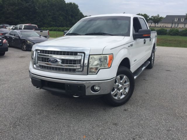 2013 Ford F-150 XLT SuperCrew 5.5-ft. Bed 4WD  - F78248  - Auto Connection