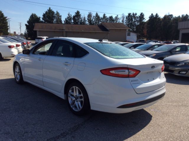 2014 Ford Fusion  - Auto Connection
