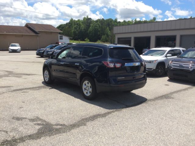 2017 Chevrolet Traverse  - Auto Connection