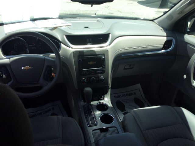 2017 Chevrolet Traverse  - Auto Connection