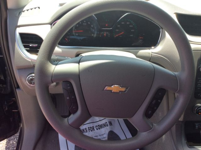 2017 Chevrolet Traverse  - Auto Connection