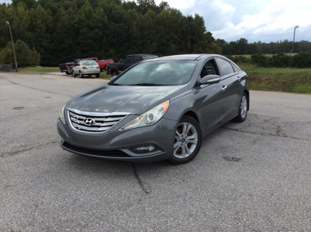 2013 Hyundai Sonata  - Auto Connection