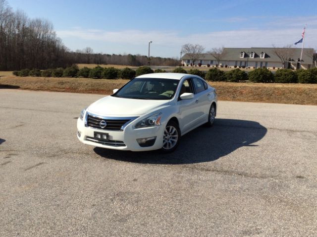 2015 Nissan Altima 2.5 S  - BS-R365206  - Auto Connection