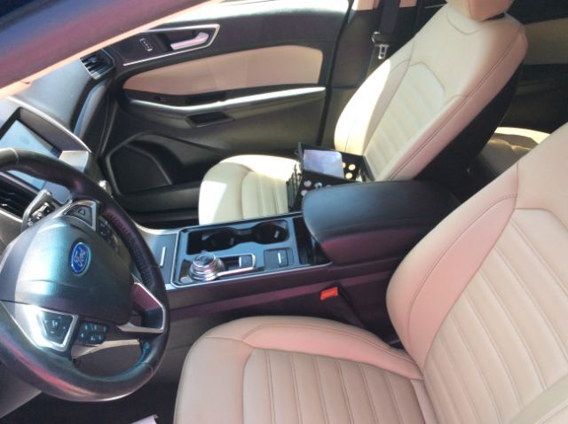 2020 Ford Edge  - Auto Connection
