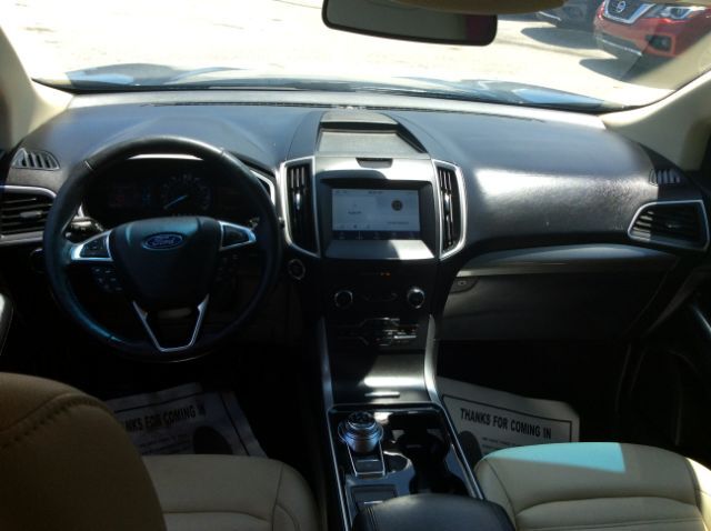 2020 Ford Edge  - Auto Connection