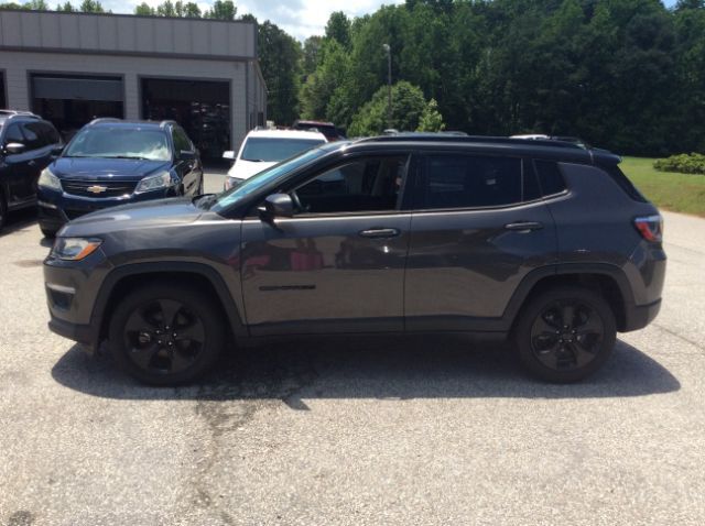 2019 Jeep Compass  - Auto Connection