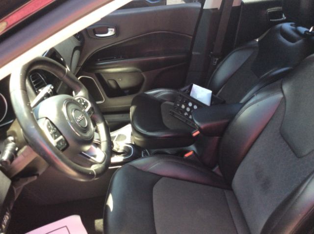 2019 Jeep Compass  - Auto Connection