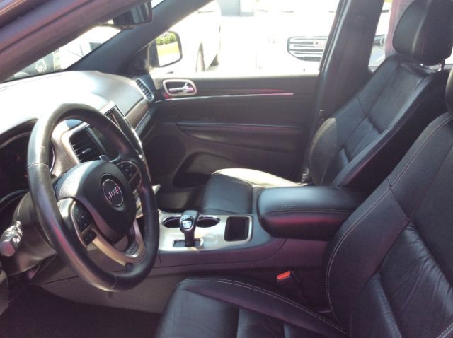 2014 Jeep Grand Cherokee  - Auto Connection