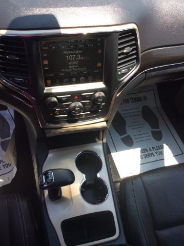 2014 Jeep Grand Cherokee  - Auto Connection