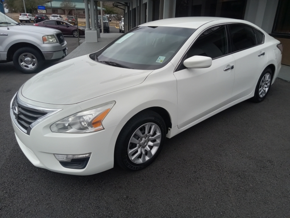 2015 Nissan Altima 2.5  - A442967  - Koury Cars