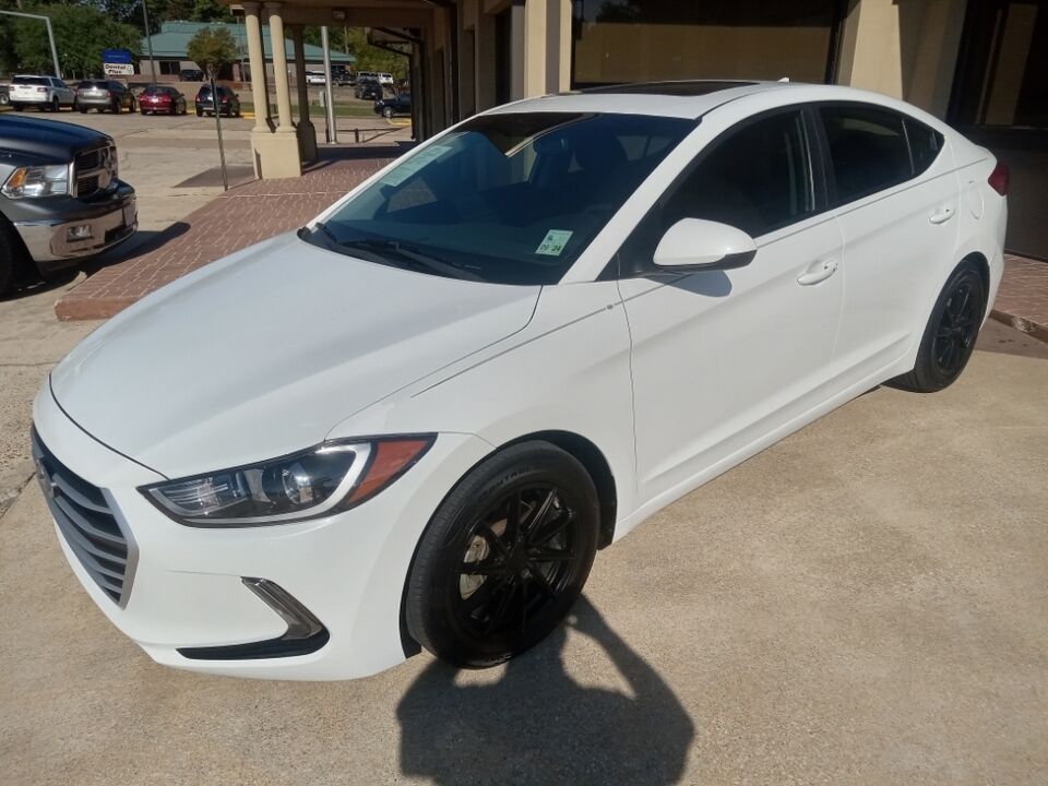 2018 Hyundai Elantra  - Koury Cars