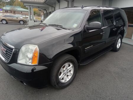 2011 GMC Yukon XL  - Koury Cars