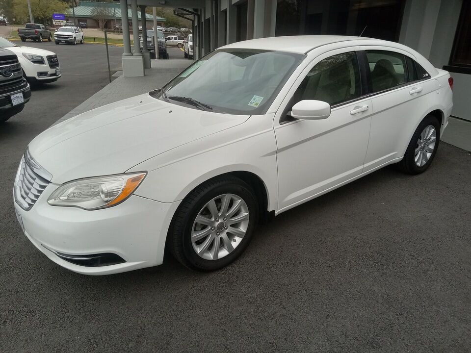 2014 Chrysler 200  - Koury Cars