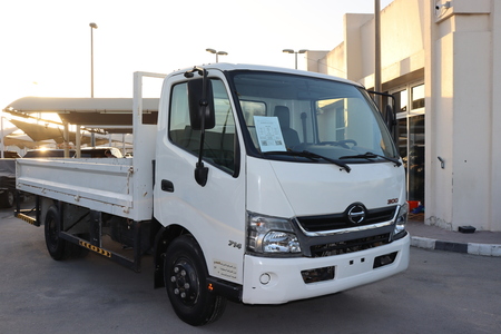 2018 Hino 714  - Dresden Motors