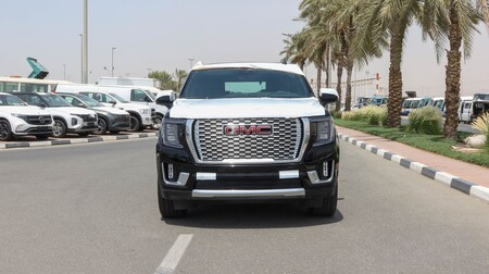 2023 GMC Yukon Denali 4WD  - Dresden Motors