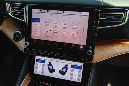 2022 Jeep Grand Wagoneer  - Dresden Motors