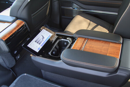 2022 Jeep Grand Wagoneer  - Dresden Motors