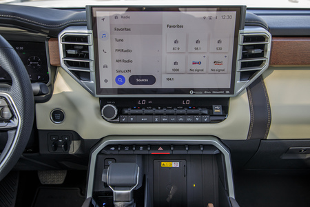 2022 Toyota Tundra  - Dresden Motors
