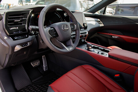 2023 Lexus RX  - Dresden Motors