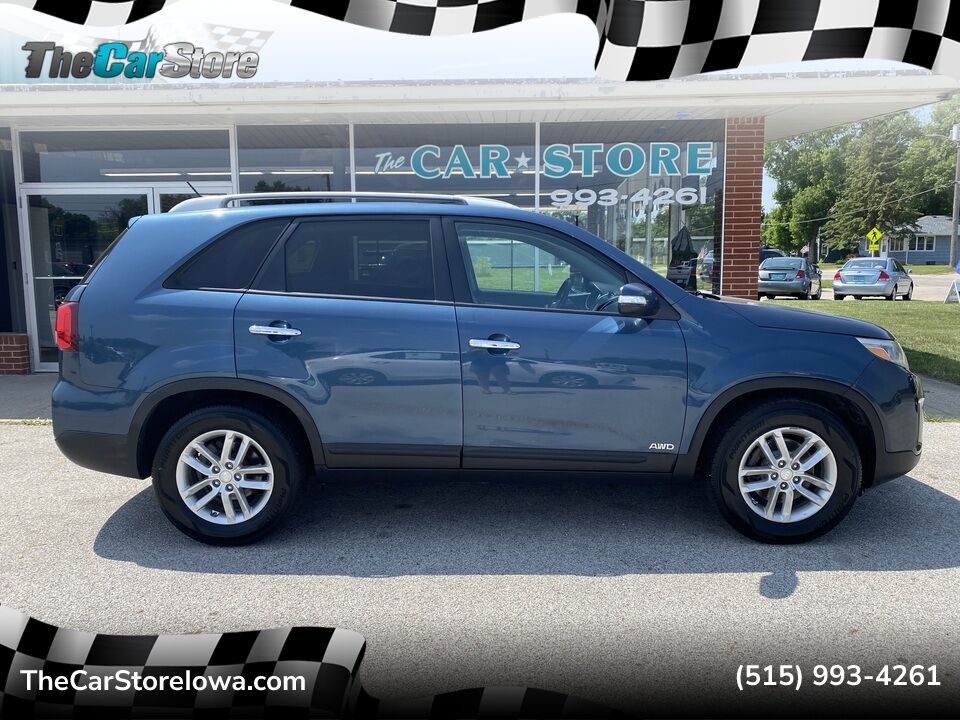 2015 Kia Sorento  - The Car Store