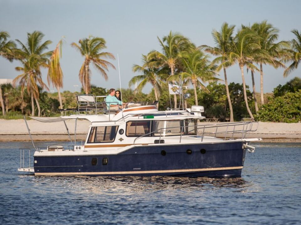 2020 Ranger Tugs R-29 CB  - A12345  - Plus One Powersports