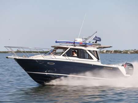 2022 Cutwater Boats C-248 Coupe Base  for Sale  - E12324  - Plus One Powersports