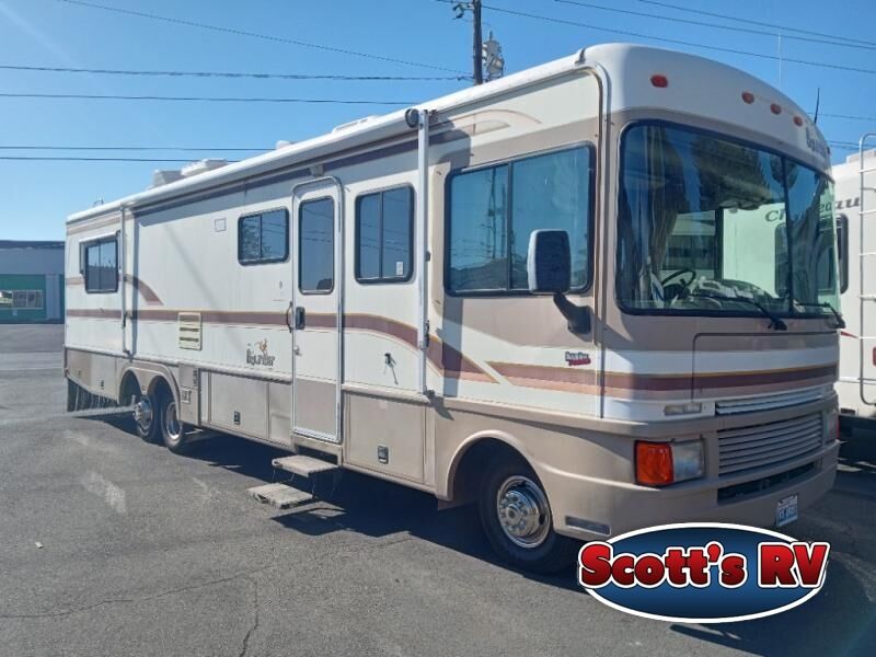 1998 Fleetwood RV BOUNDER  - Scott’s RV
