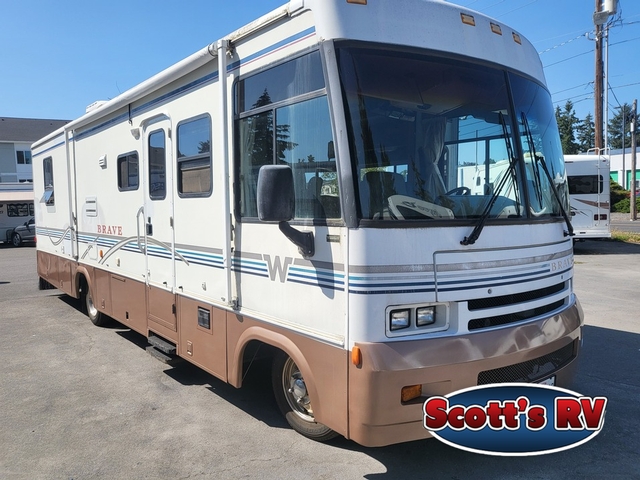 2000 Winnebago Brave  - 19960  - Scott’s RV