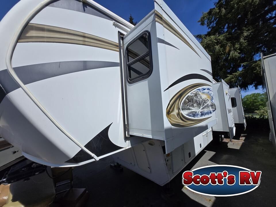 2014 Keystone Montana  - Scott’s RV
