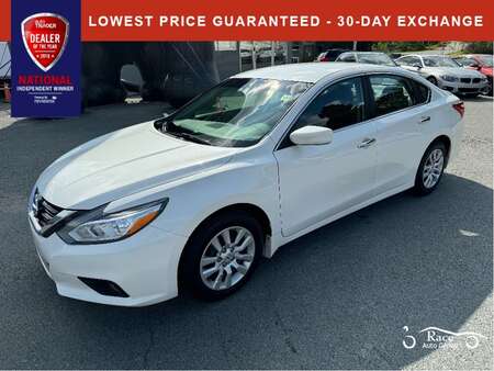 2017 Nissan Altima for Sale  - 19231  - Race Auto Group